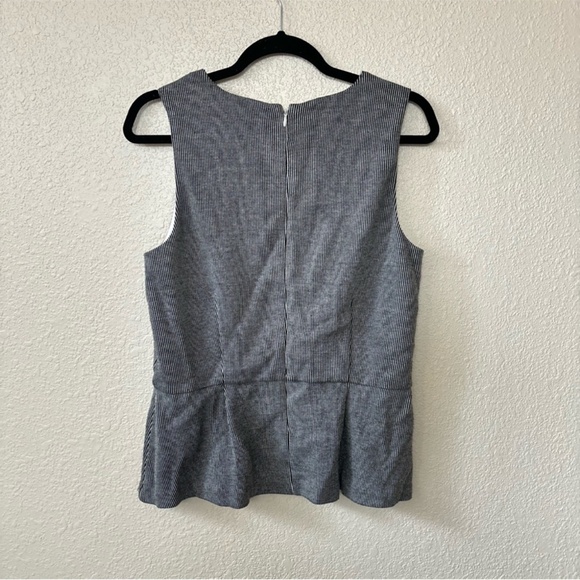 Antonio Melani Black & White Striped Peplum Sleeveless Top Size Medium - Picture 8 of 10